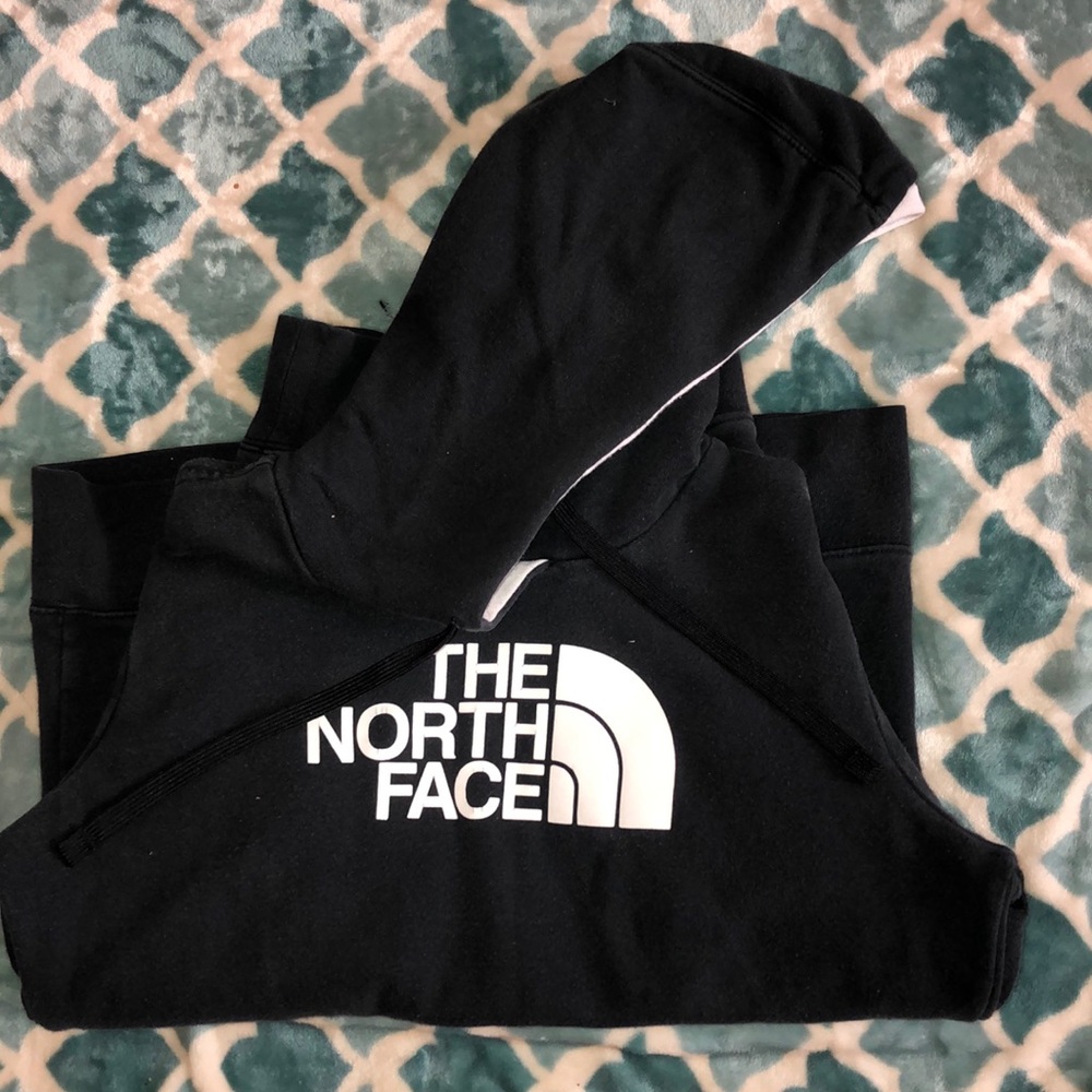 Women’s Small North Face Hoodie